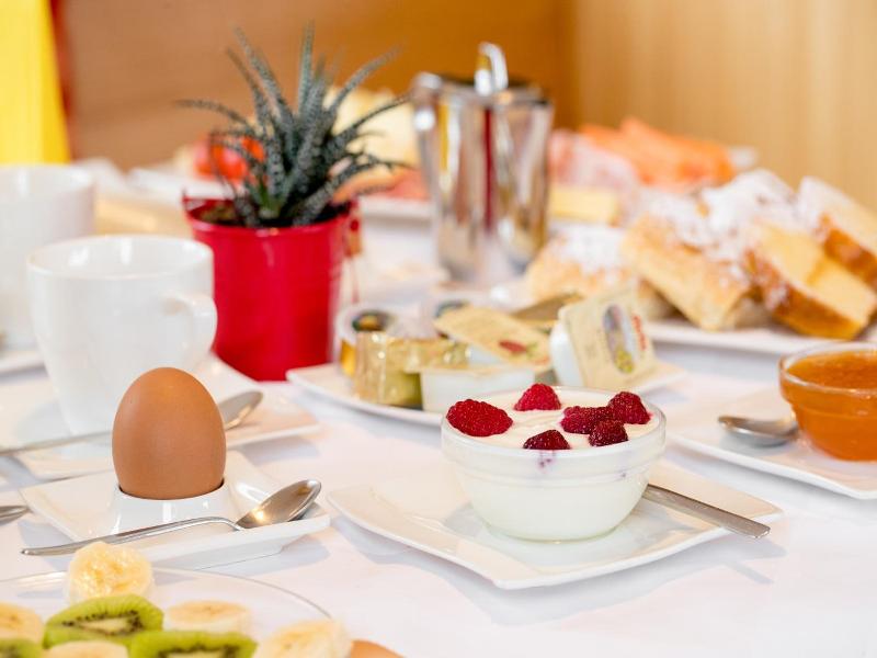Hotel Reineldis image
