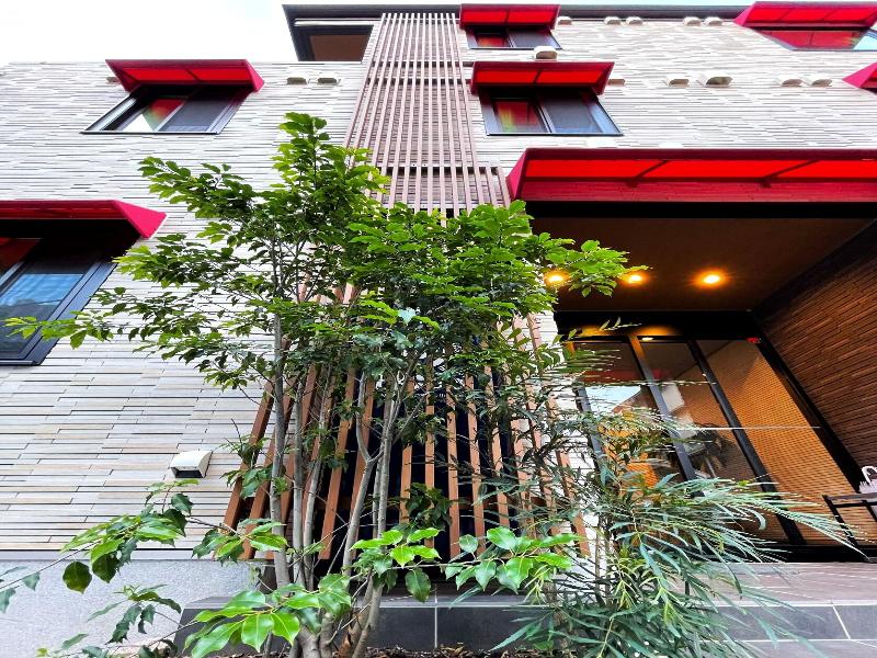 Shinjuku Warm House image