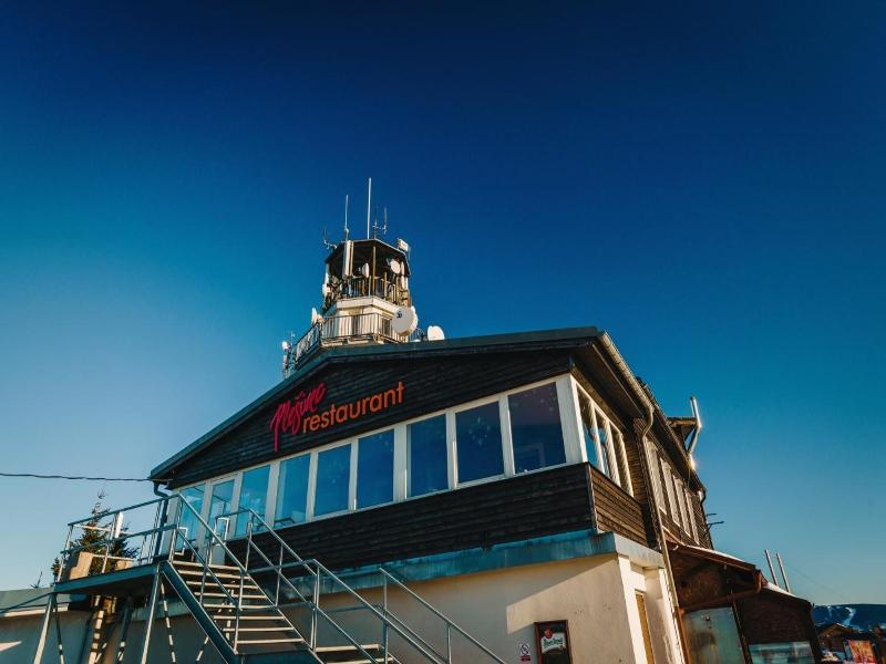 Hotel Plesivec image