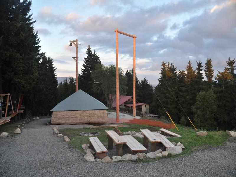 Hotel Plesivec image