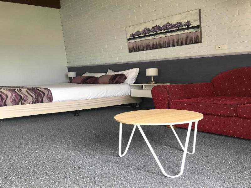 Bakery Park Motor Inn