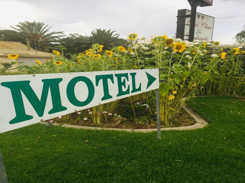 Bakery Park Motor Inn