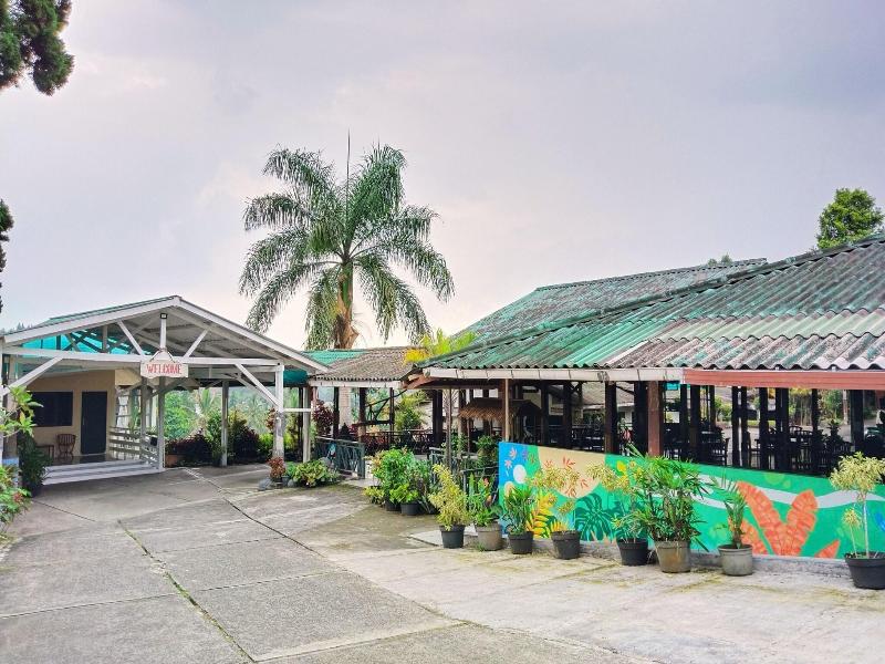 Hotel Grand Astoeti image