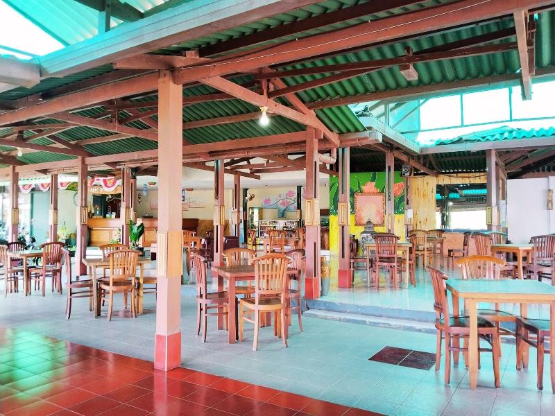 Hotel Grand Astoeti image
