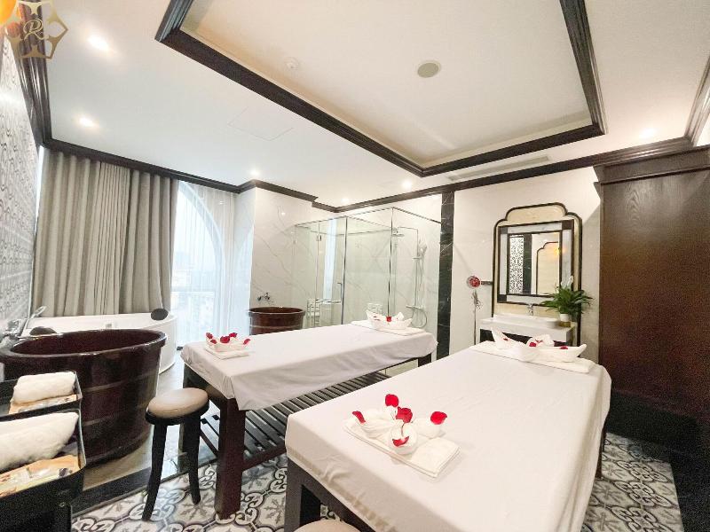 Cua Dong Luxury Hotel