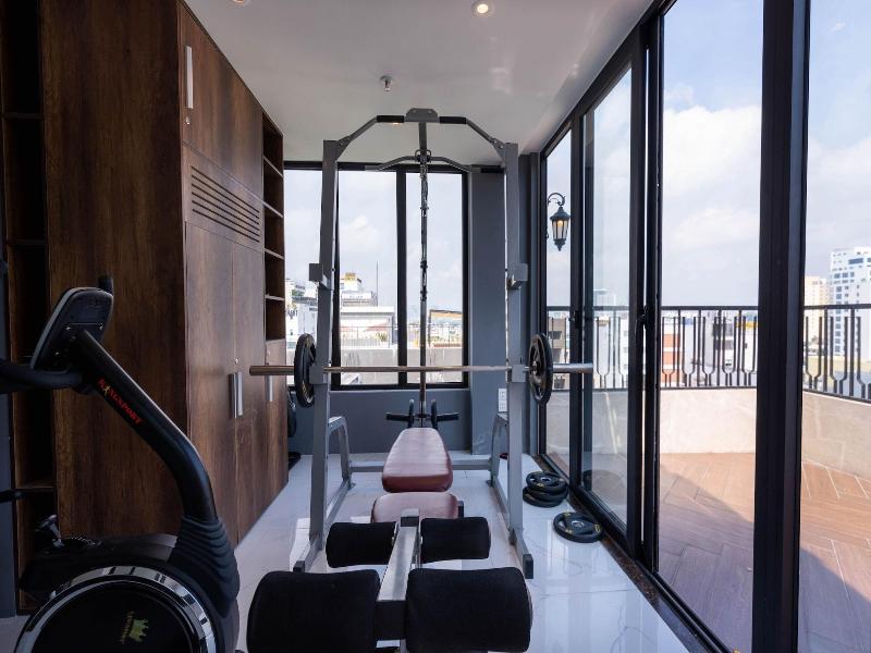 Louis Mo Apartment image
