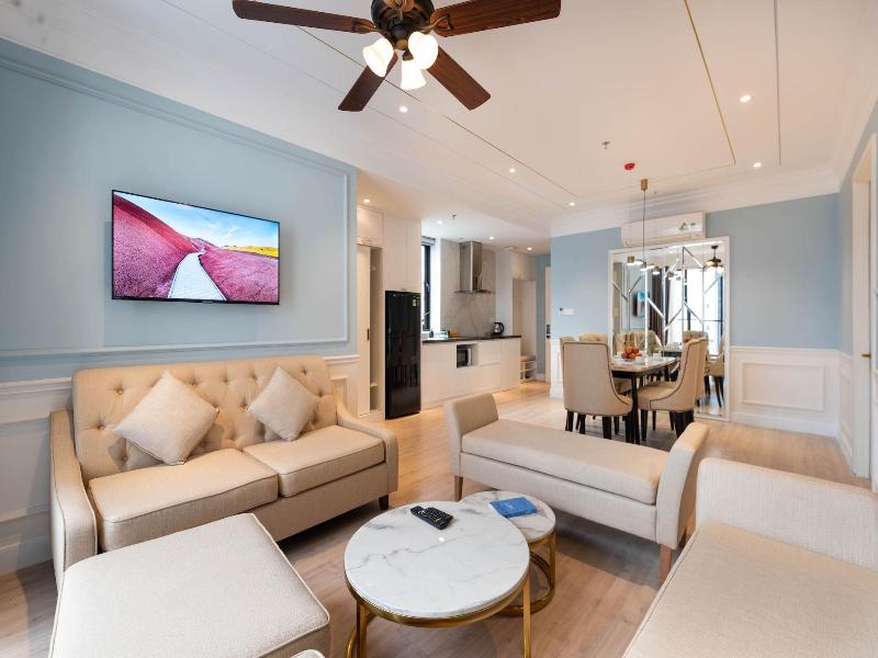Louis Mo Apartment image