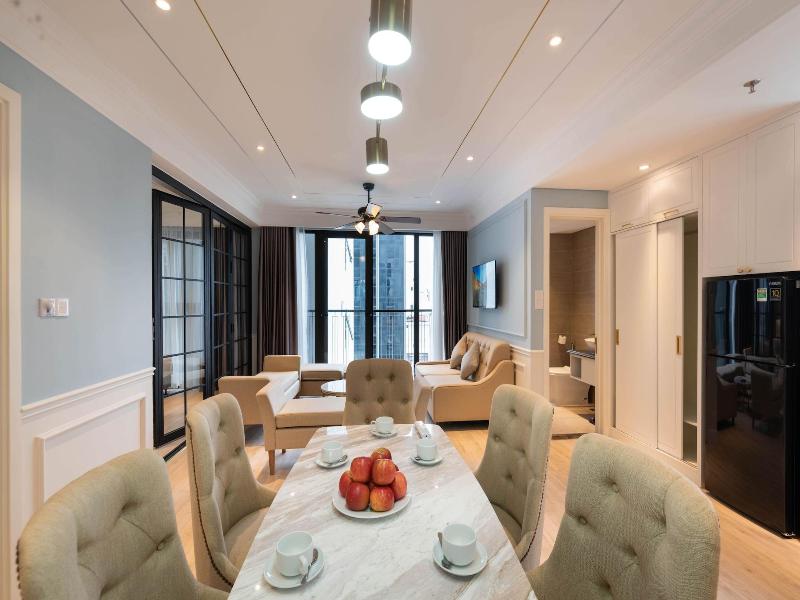 Louis Mo Apartment image