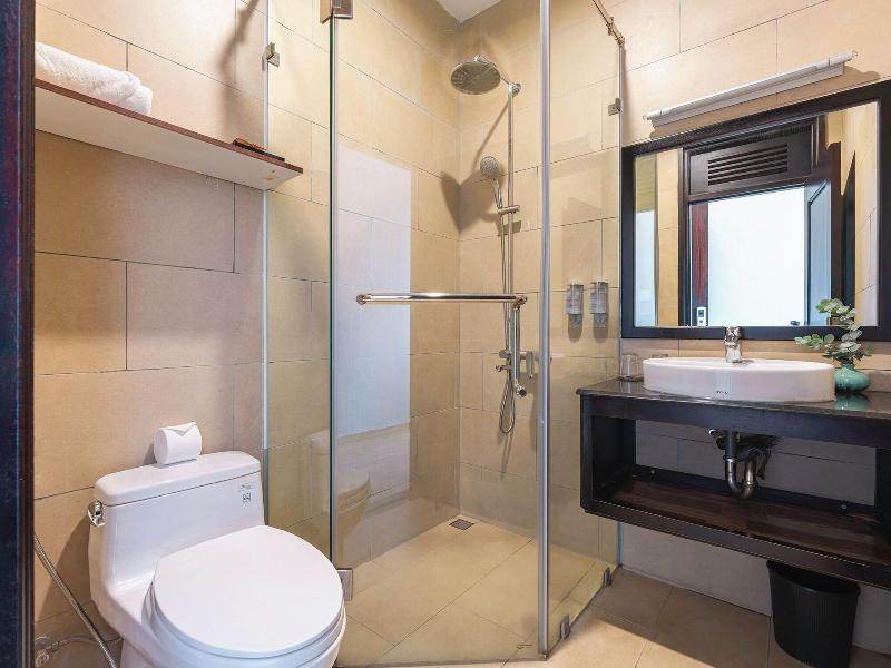 Duy Long Hotel image