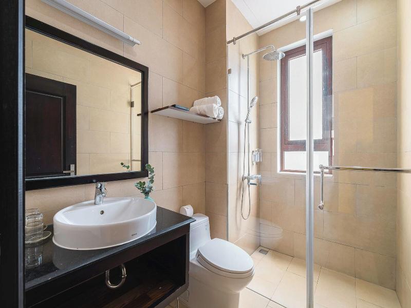 Duy Long Hotel image