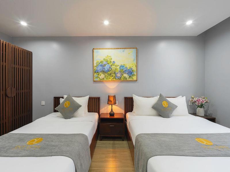 Duy Long Hotel image