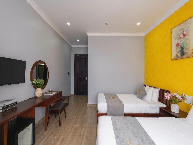 Duy Long Hotel image