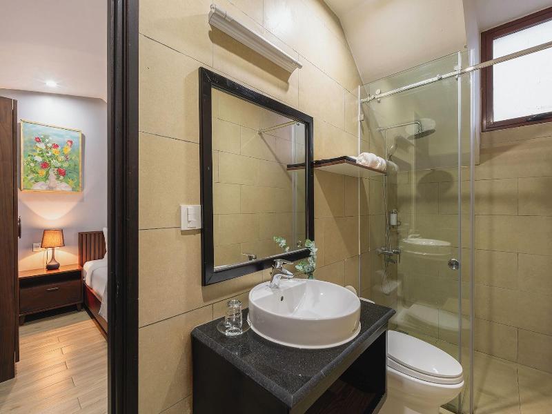 Duy Long Hotel image