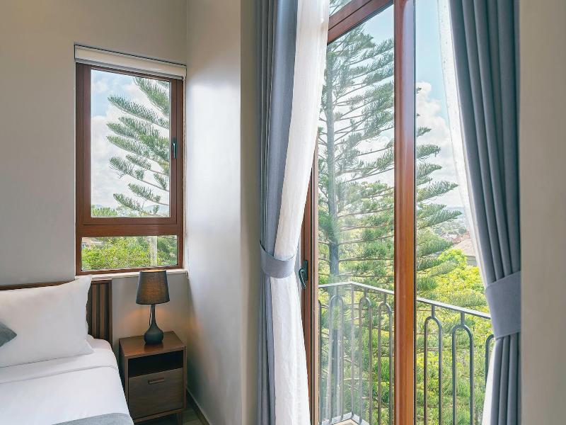 Duy Long Hotel image