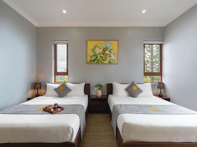 Duy Long Hotel image