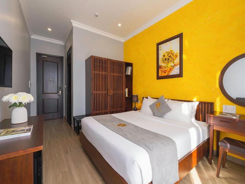 Duy Long Hotel image