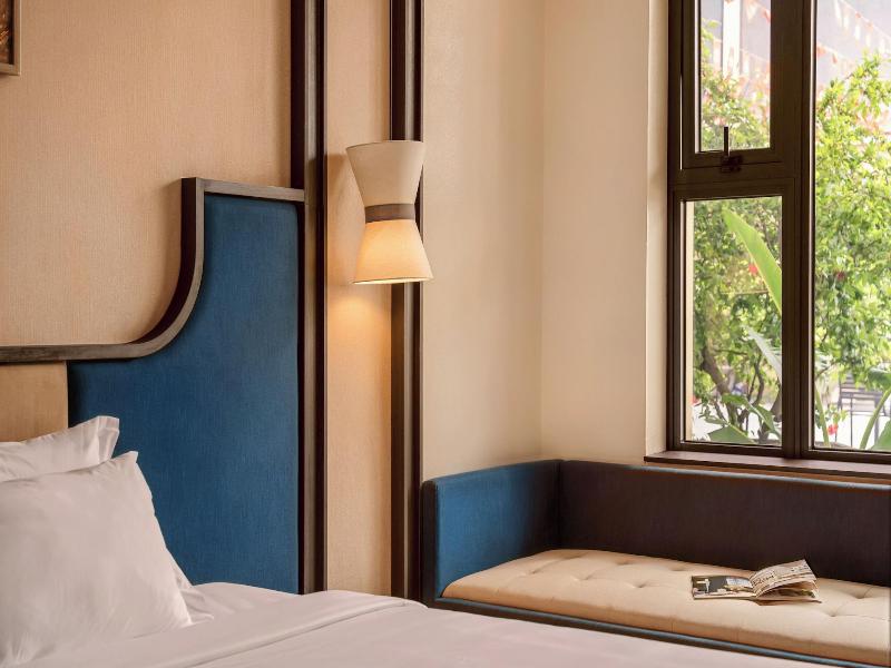 Tam Coc Center Luxury Hotel & Villa image
