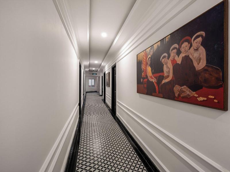 Elegant Hotel image