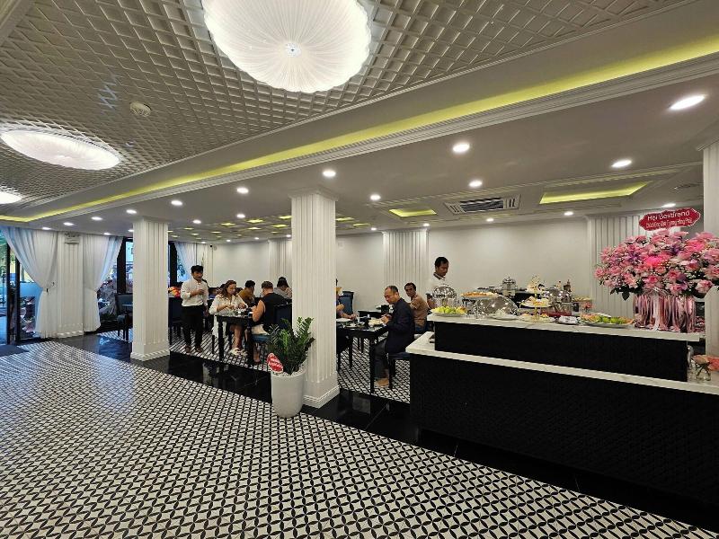 Elegant Hotel image