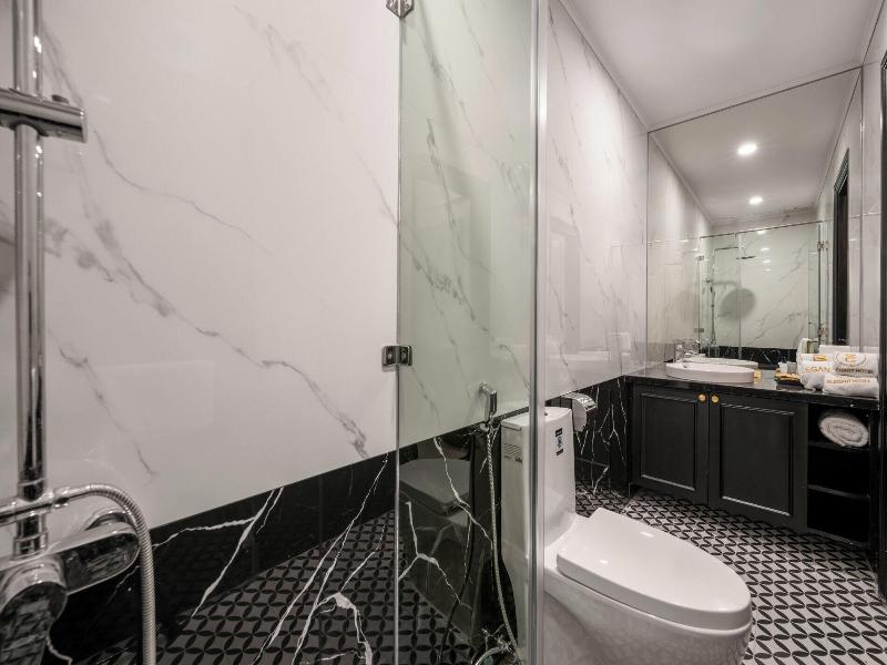 Elegant Hotel image