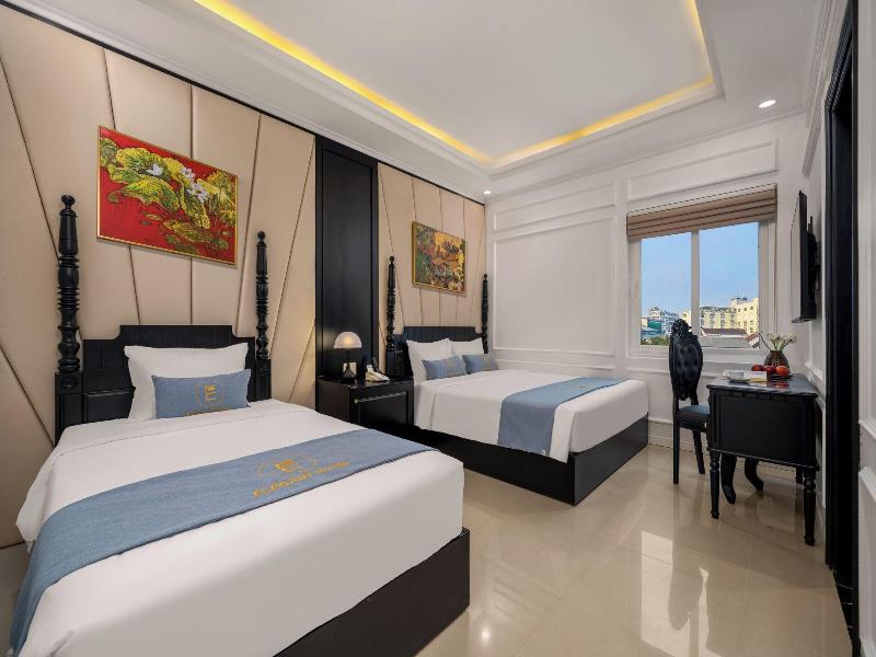 Elegant Hotel image