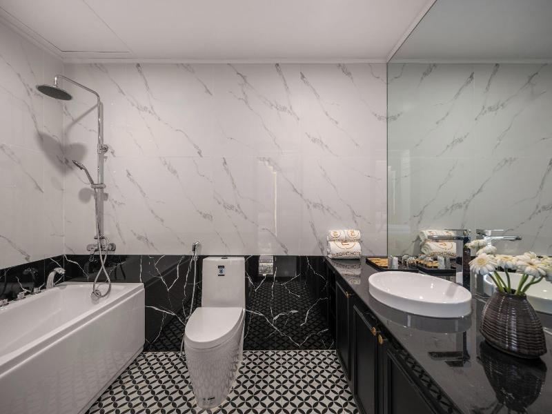 Elegant Hotel image