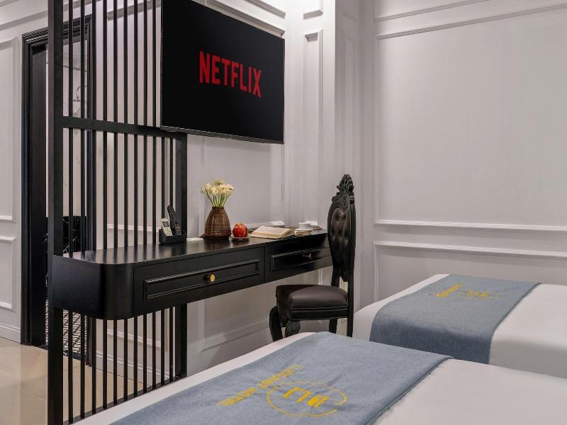 Elegant Hotel image