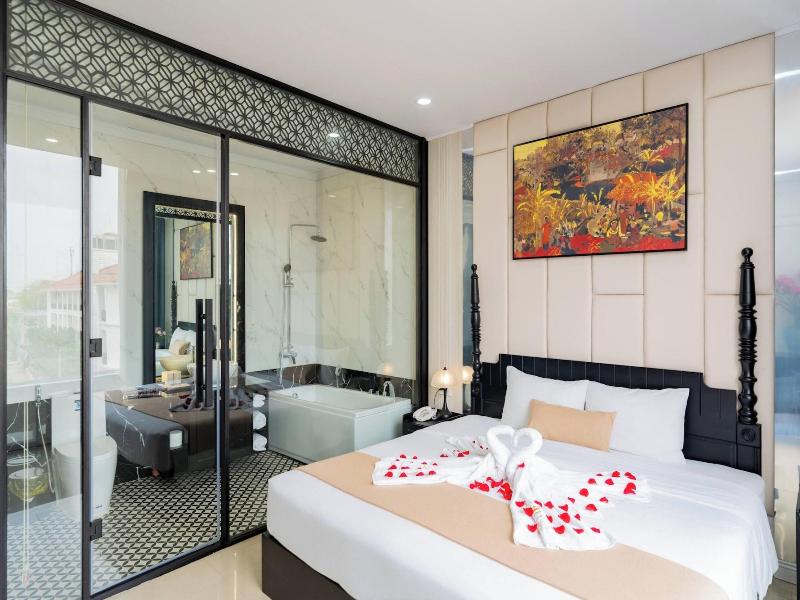 Elegant Hotel image