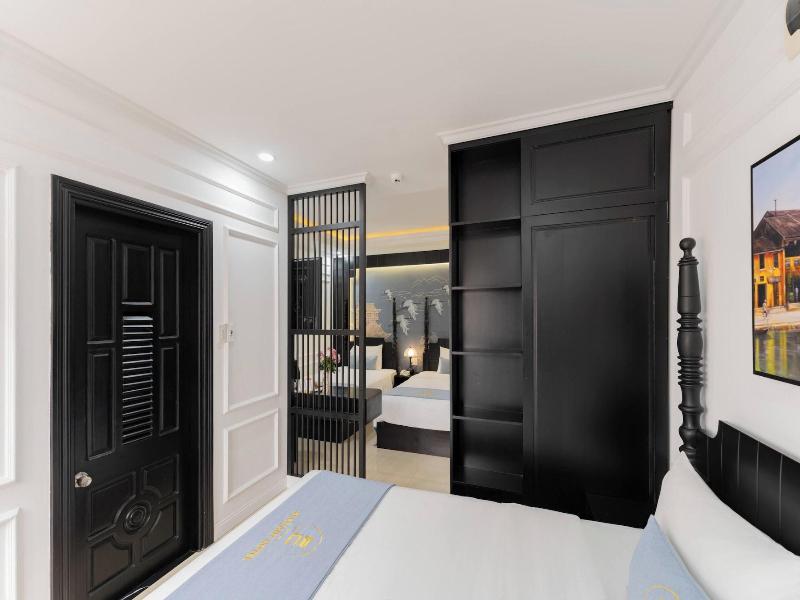 Elegant Hotel image