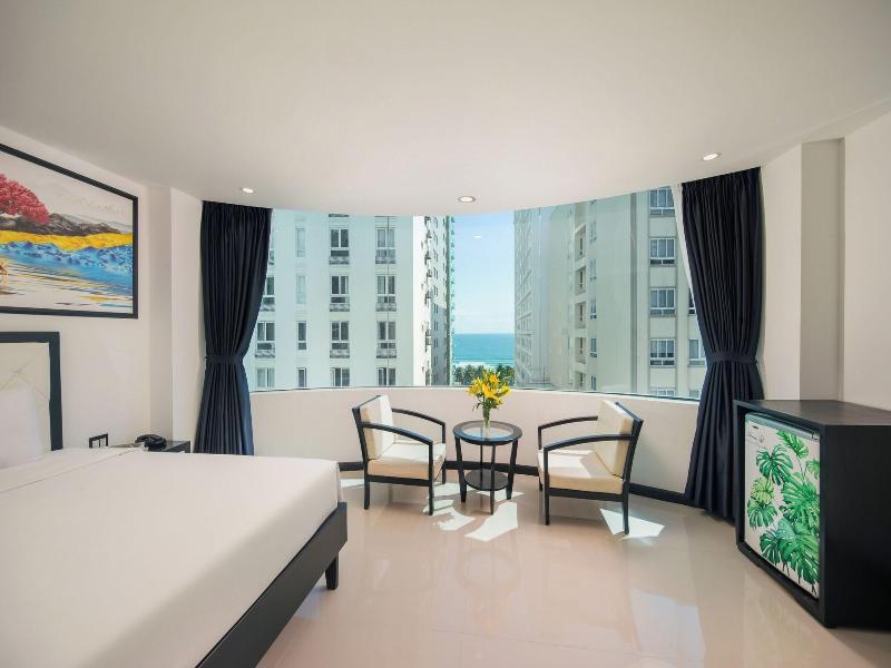 Kamala Hotel & Apartment Da Nang image