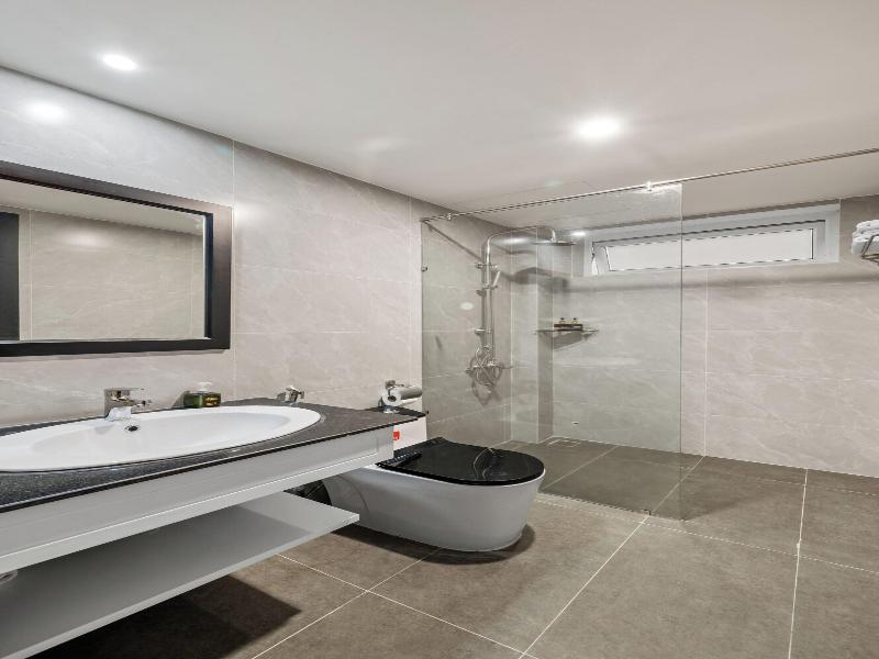 Kamala Hotel & Apartment Da Nang image
