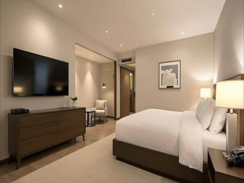 Hotel The Kelvish Delhi Airport image