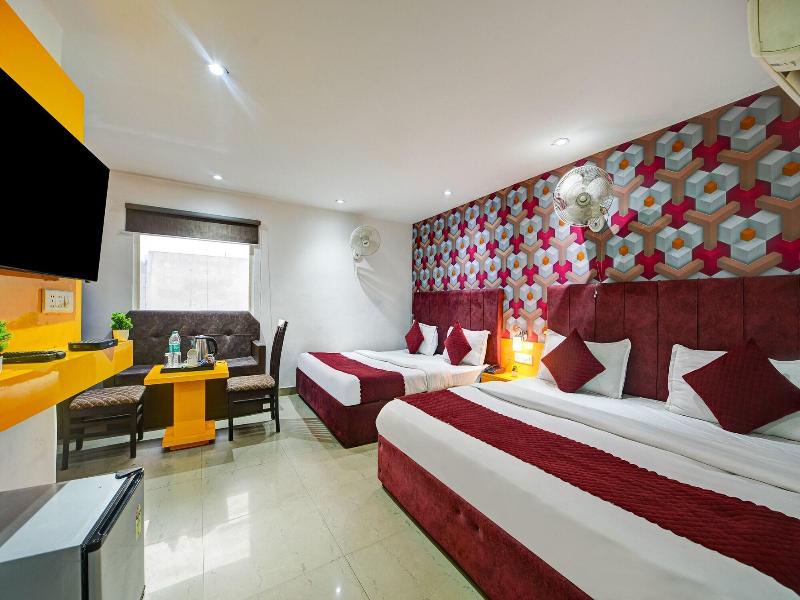 Hotel The Kelvish Delhi Airport image