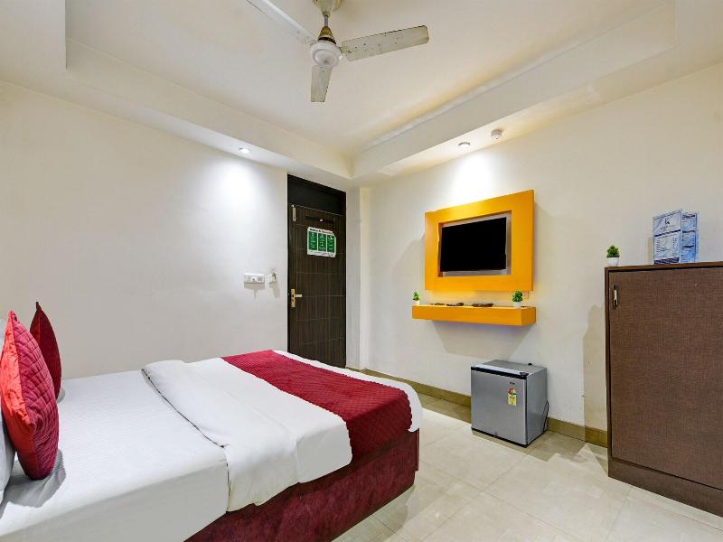 Hotel The Kelvish Delhi Airport image