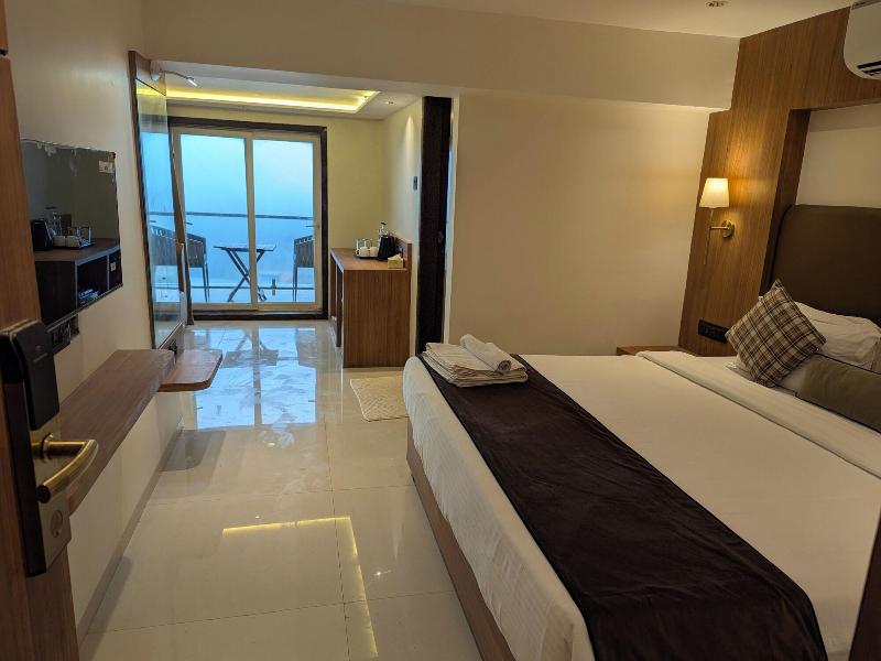 Savyasaachii Hotel, Mahabaleshwar - Pure Veg image