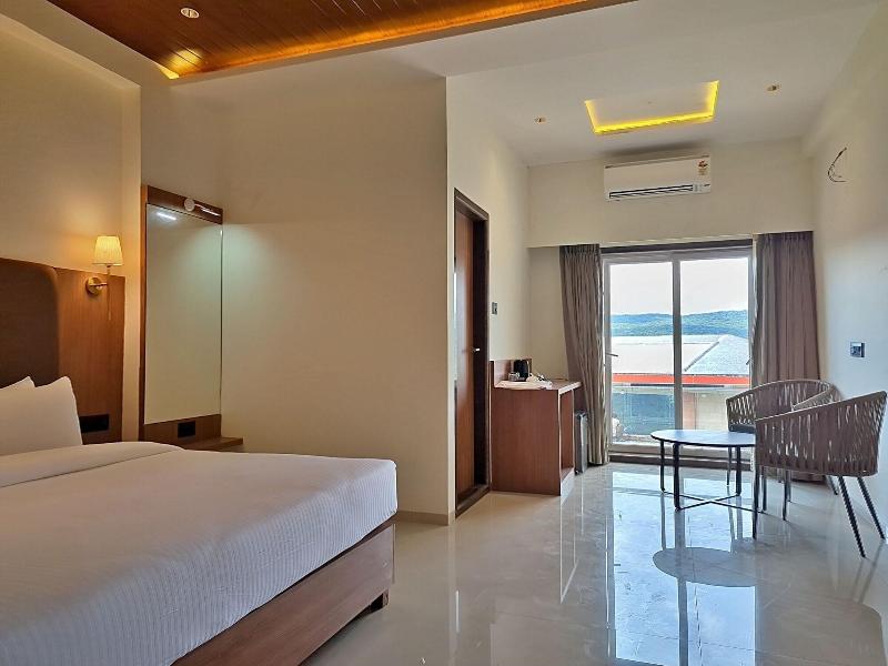 Savyasaachii Hotel, Mahabaleshwar - Pure Veg image