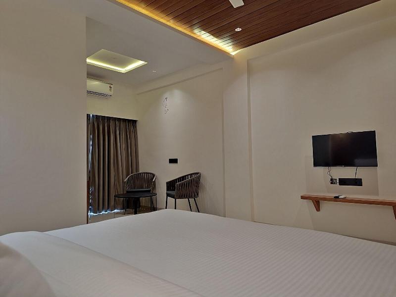 Savyasaachii Hotel, Mahabaleshwar - Pure Veg image