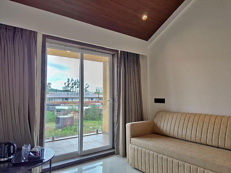 Savyasaachii Hotel, Mahabaleshwar - Pure Veg image