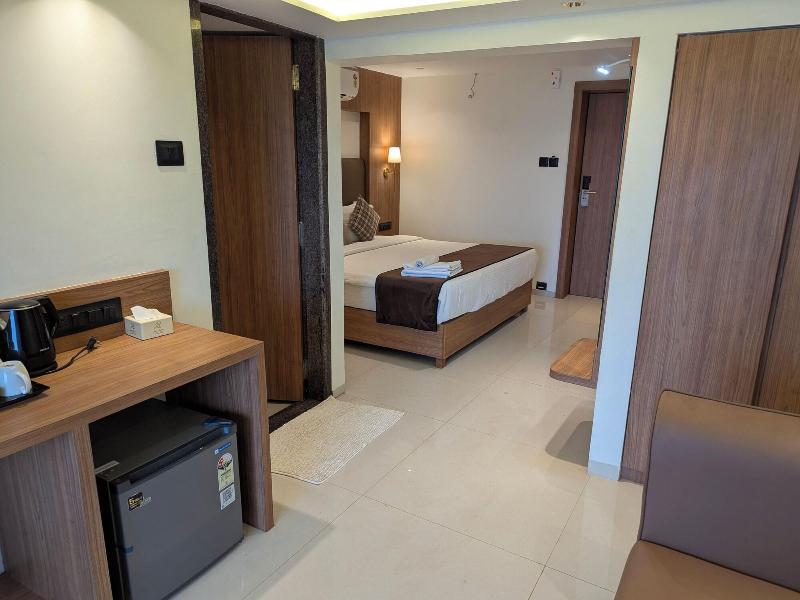 Savyasaachii Hotel, Mahabaleshwar - Pure Veg image