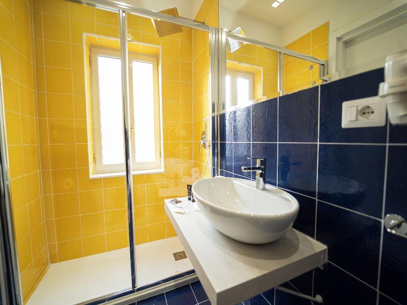 Toledo H. Napoli Centro By Clapa Group Dislocate image