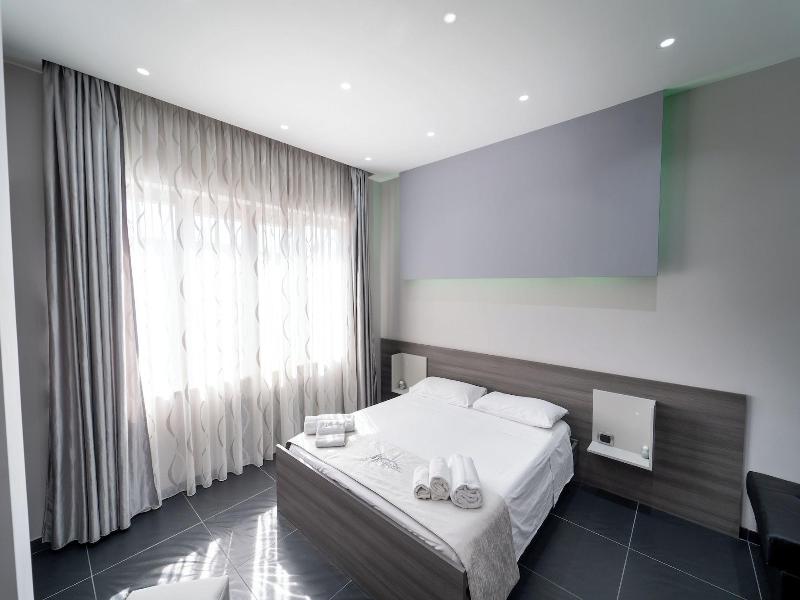 Toledo H. Napoli Centro By Clapa Group Dislocate image
