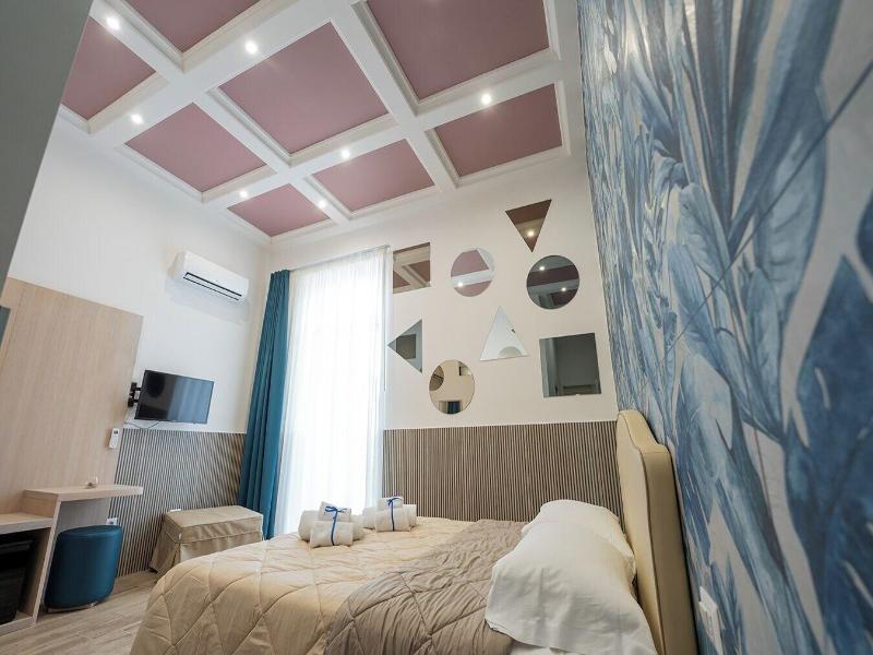 Medina H. Napoli Centro By Clapa Group Dislocate image