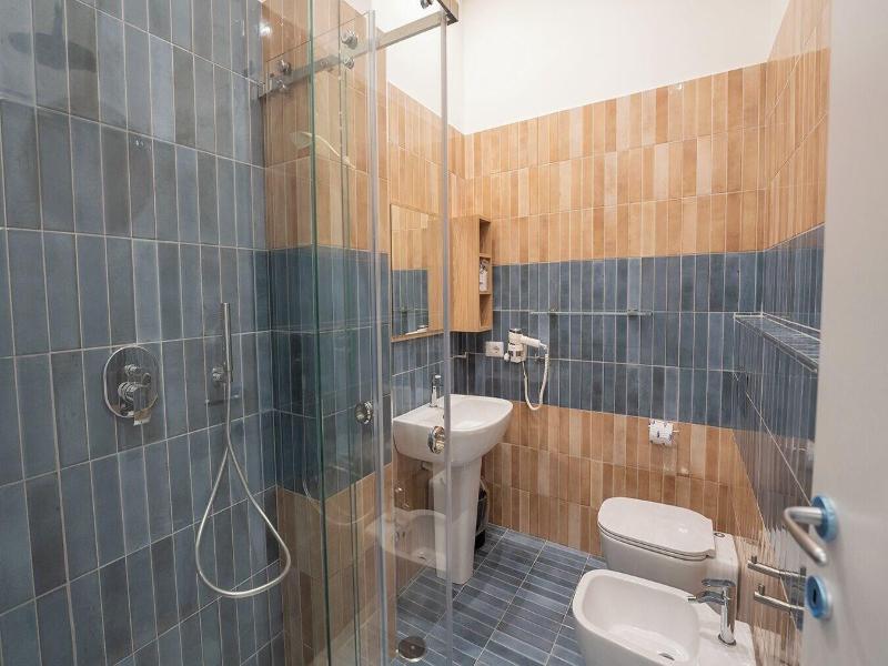Medina H. Napoli Centro By Clapa Group Dislocate image