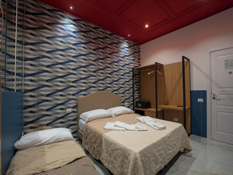 Medina H. Napoli Centro By Clapa Group Dislocate image