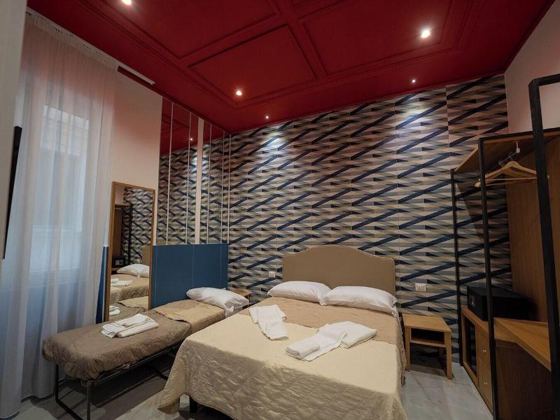 Medina H. Napoli Centro By Clapa Group Dislocate image