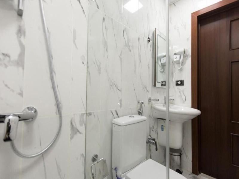 Deluxe Hotel By Zorge Street image