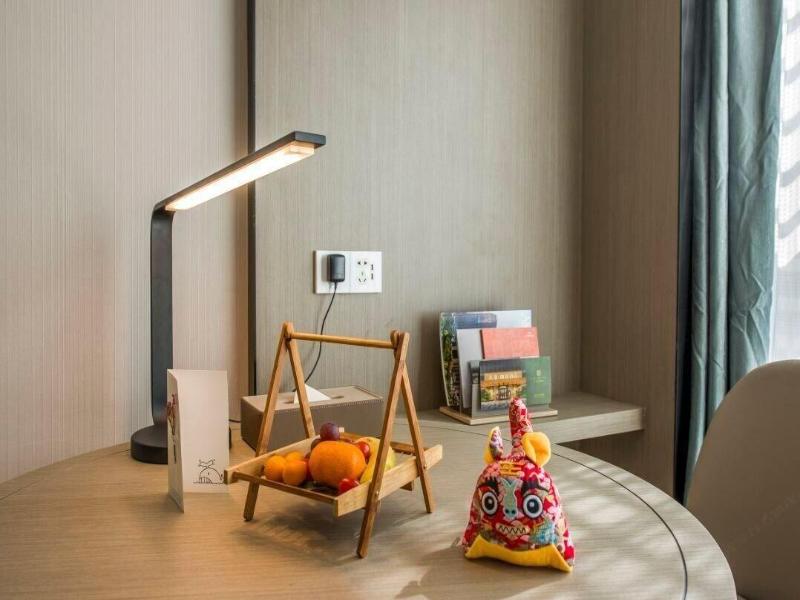 Mehood Lestie International Hotel Linhexi Guangz image