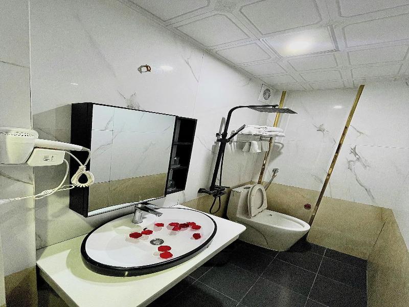 Nam Cuong X Hotel image