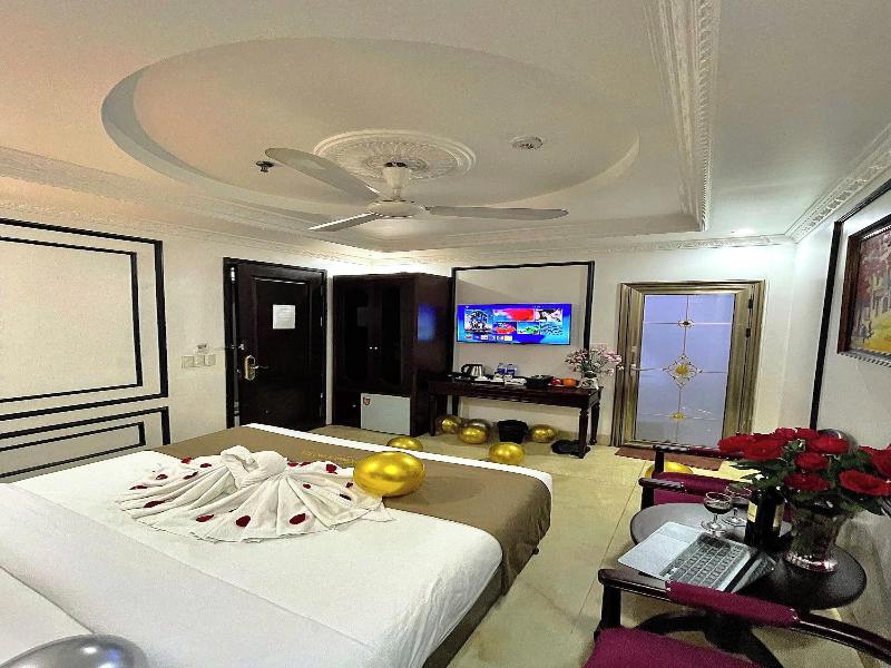 Nam Cuong X Hotel image