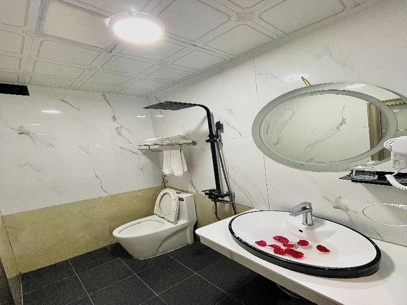 Nam Cuong X Hotel image
